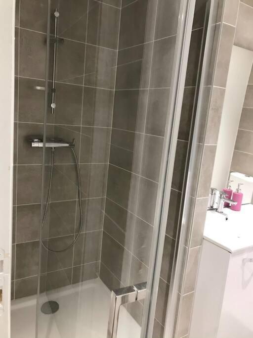 Studio La Reine Blanche - 4Pers - Rdc Apartment Бурж Екстериор снимка
